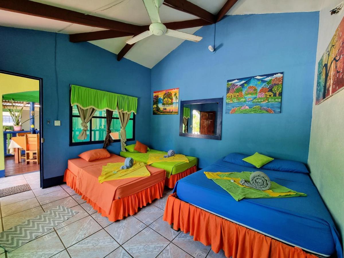 Cabinas Tortuguero Natural Eksteriør billede