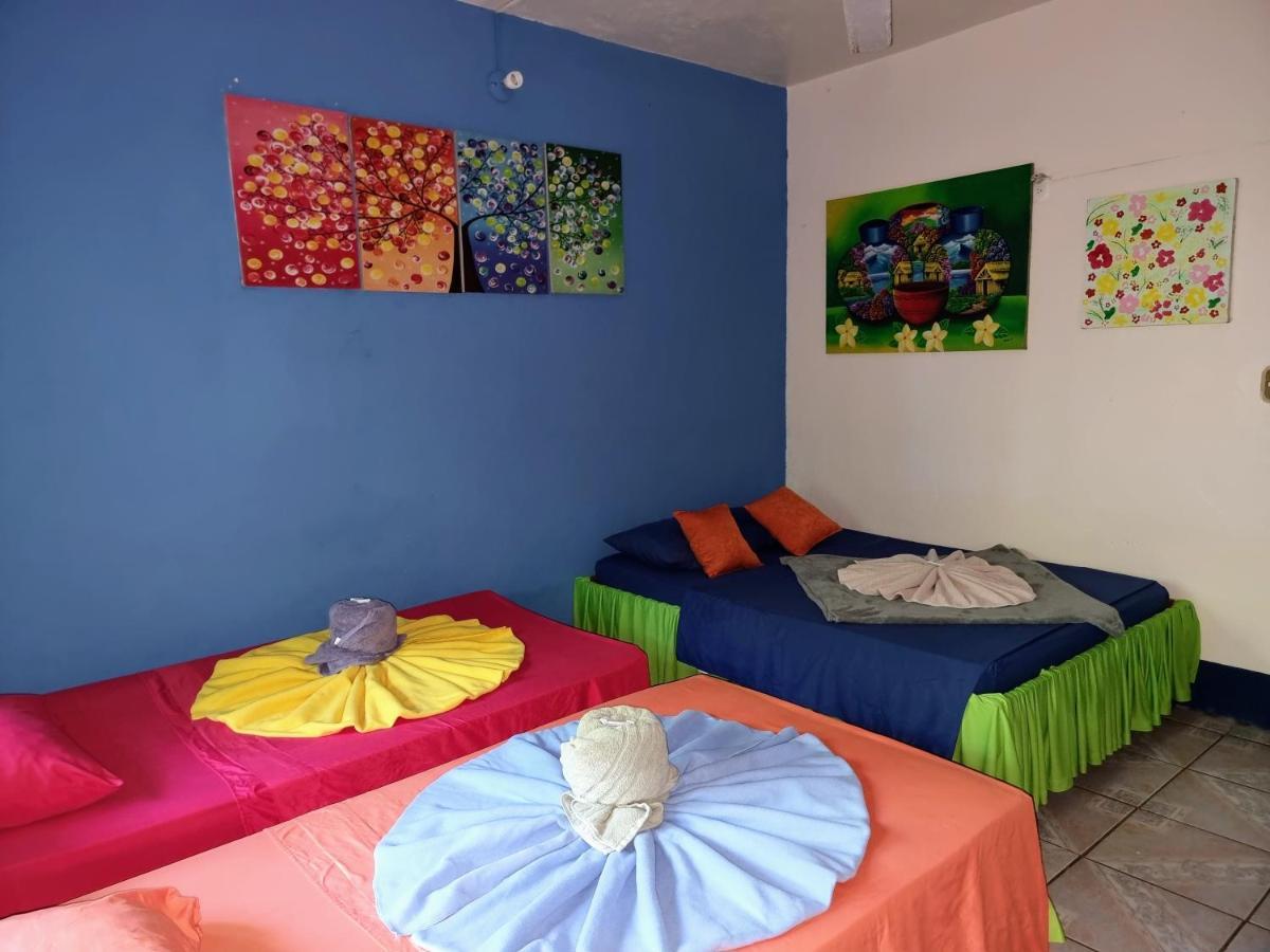 Cabinas Tortuguero Natural Eksteriør billede